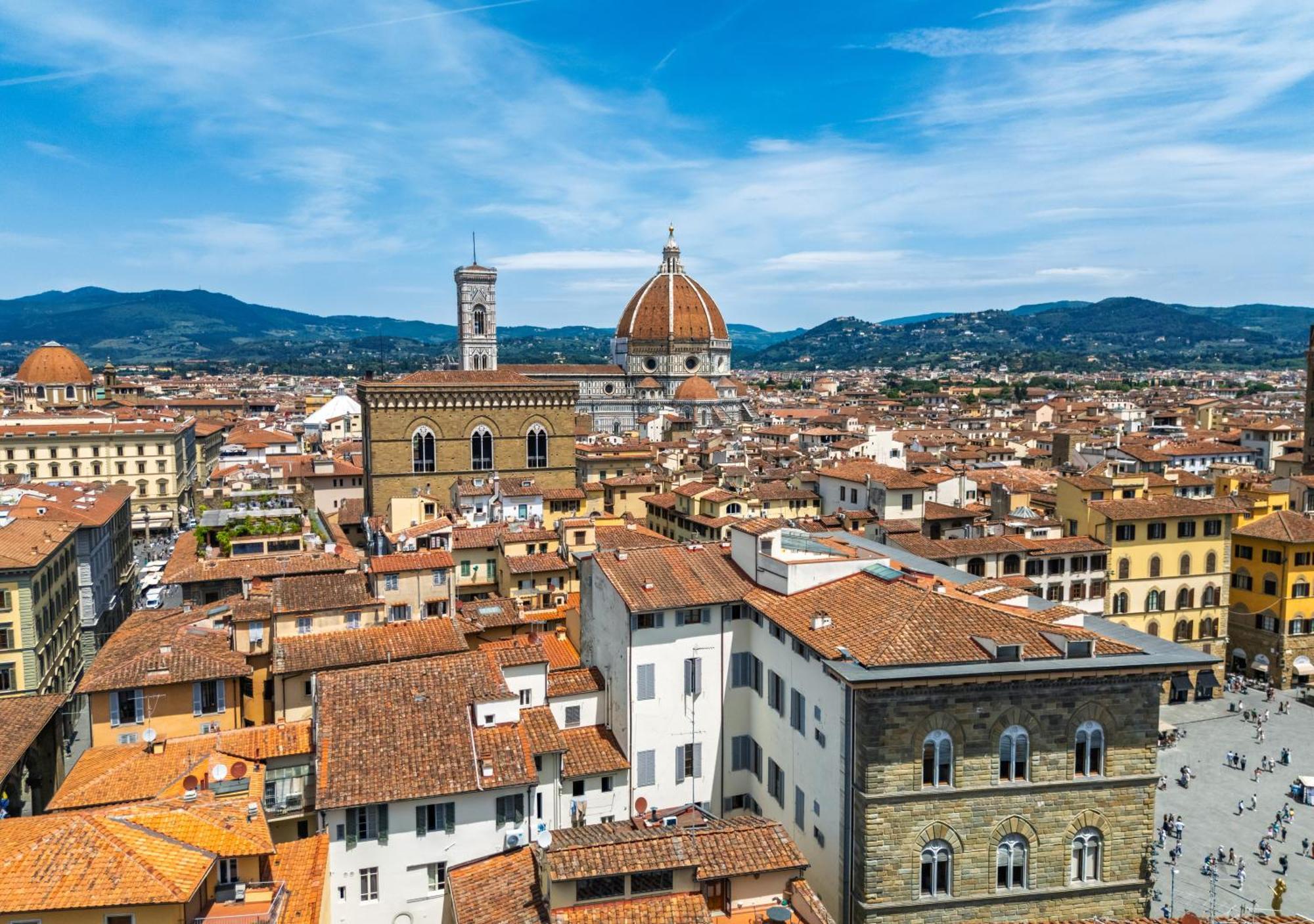 Apartment Salterelli - Penthouse With Terrace A Stone's Throw From Piazza Signoria *